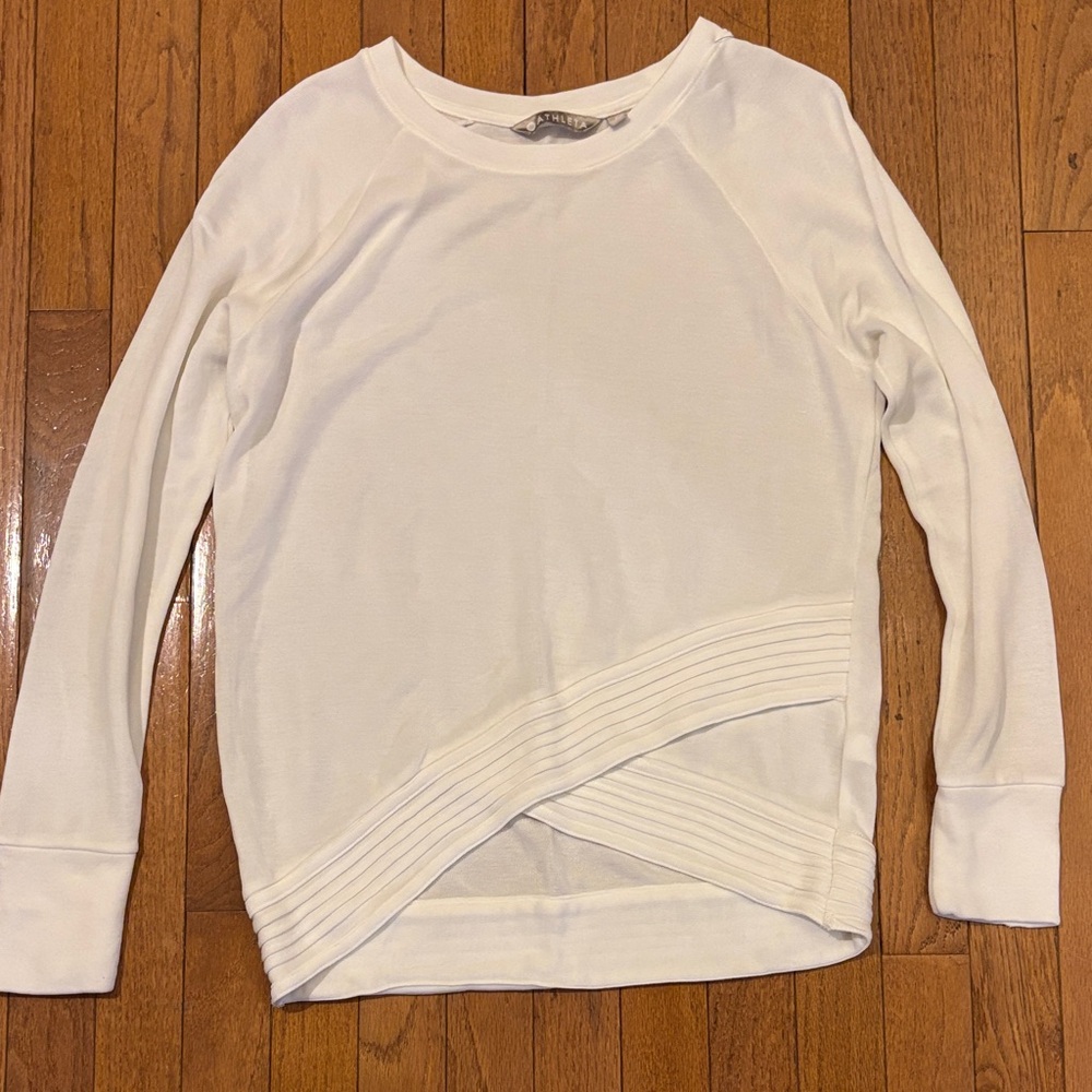 Athleta Serenity Criss Cross sweatshirt